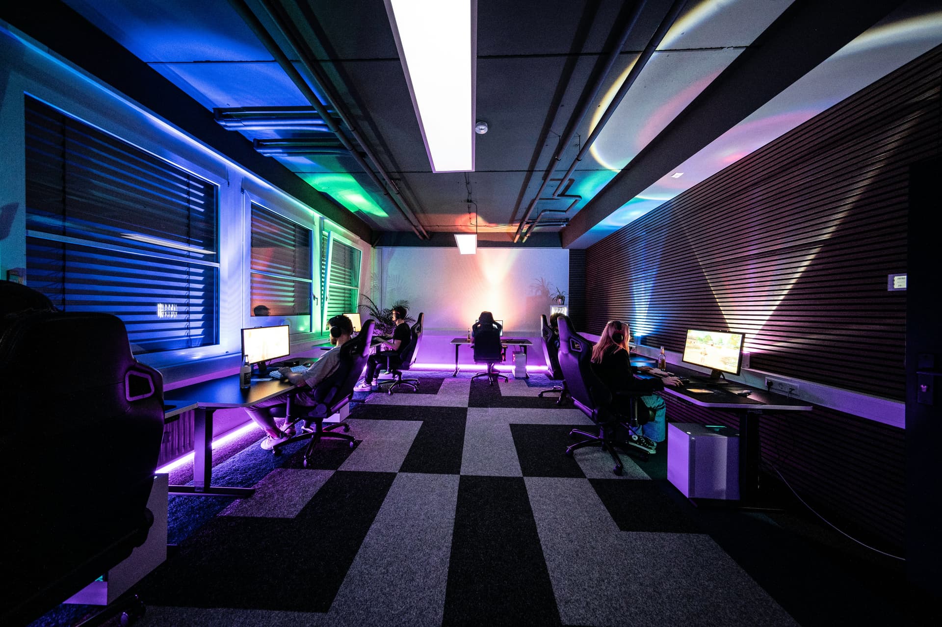 Intelligent Lighting Automation